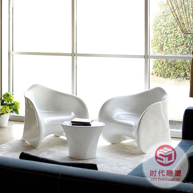 戶(hù)外公園小白人玻璃鋼卡通座椅商場(chǎng)休閑椅兒童區(qū)坐凳創(chuàng)意長(zhǎng)椅